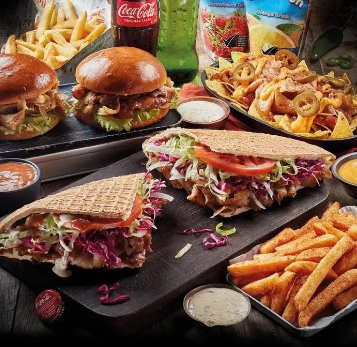 canary-wharf-eating-drinking-german-doner-kebab-ss21-1-710x690-1